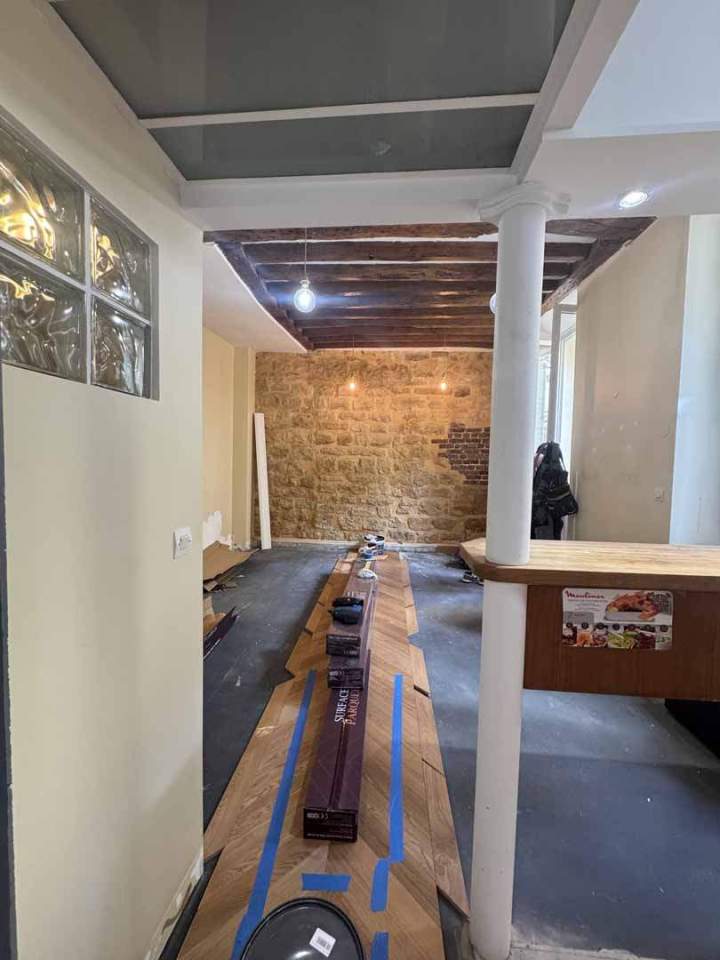 Installation de parquet motif point de Paris